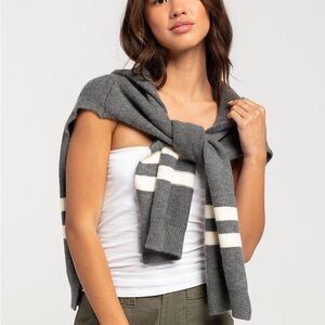 DO EVERYTHING IN LOVE Sweater Scarf